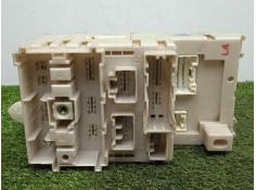 Recambio de caja reles / fusibles para toyota rav 4 (a2) 1.8 16v cat referencia OEM IAM 8273342080  