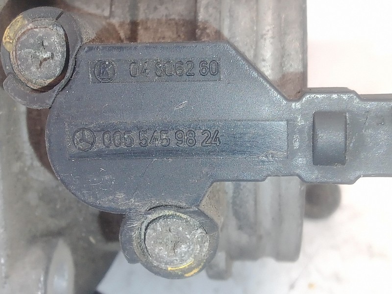 Recambio de caja mariposa para mercedes-benz clase c (w201) berlina 2.0 referencia OEM IAM 04806260-0055459824  