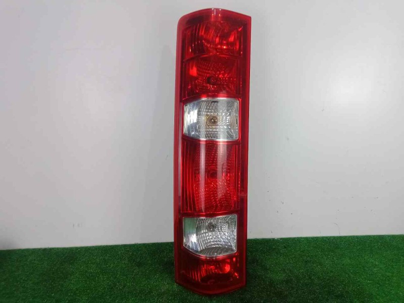 Recambio de piloto trasero izquierdo para iveco daily furgón 2.3 diesel referencia OEM IAM 69500591-69500047  