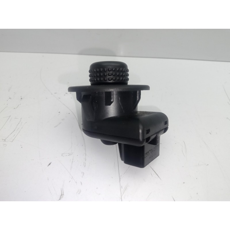 Recambio de mando retrovisor para renault clio iv 1.2 16v referencia OEM IAM 255706283R  