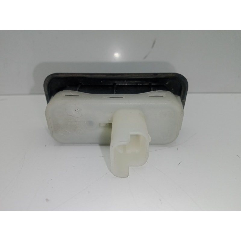 Recambio de maneta exterior porton para renault clio iv 1.2 16v referencia OEM IAM 8200385515A  