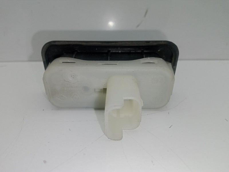 Recambio de maneta exterior porton para renault clio iv 1.2 16v referencia OEM IAM 8200385515A  