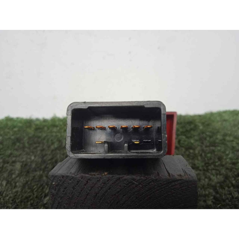 Recambio de warning para hyundai accent (lc) 1.3 cat referencia OEM IAM 9379025000CA  