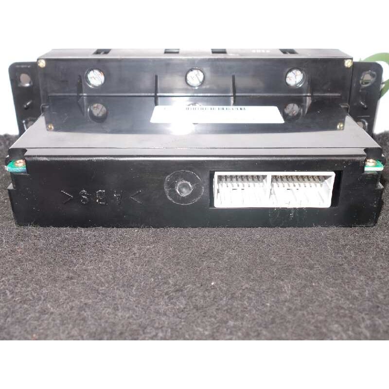 Recambio de mando climatizador para ssangyong rexton 2.7 turbodiesel cat referencia OEM IAM 6870008030 03-06 - DAC 