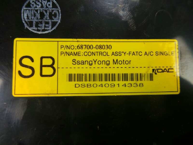 Recambio de mando climatizador para ssangyong rexton 2.7 turbodiesel cat referencia OEM IAM 6870008030 03-06 - DAC 