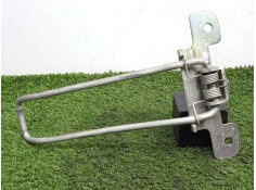 Recambio de retenedor puerta para iveco daily furgón 2.3 diesel referencia OEM IAM 500365957  