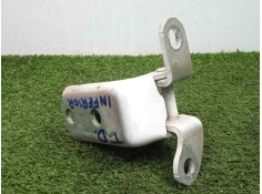 Recambio de bisagra para toyota auris 1.4 turbodiesel cat referencia OEM IAM 687700H010 TRASERA.DERECHA INFERIOR 2