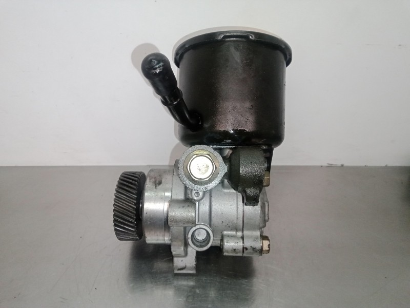 Recambio de bomba direccion para mazda premacy (cp) 2.0 turbodiesel cat referencia OEM IAM 35071019  CB873265X