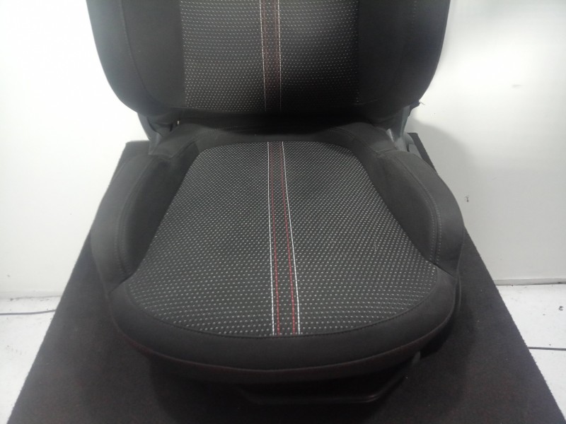Recambio de asiento delantero izquierdo para opel corsa e gsi referencia OEM IAM  TELA 