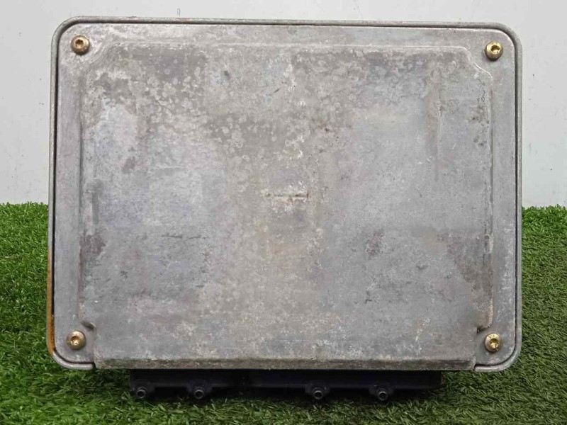 Recambio de centralita motor uce para skoda octavia berlina (1u2) 1.9 tdi referencia OEM IAM 0281010181-038906018GM-EDC15V EDC15