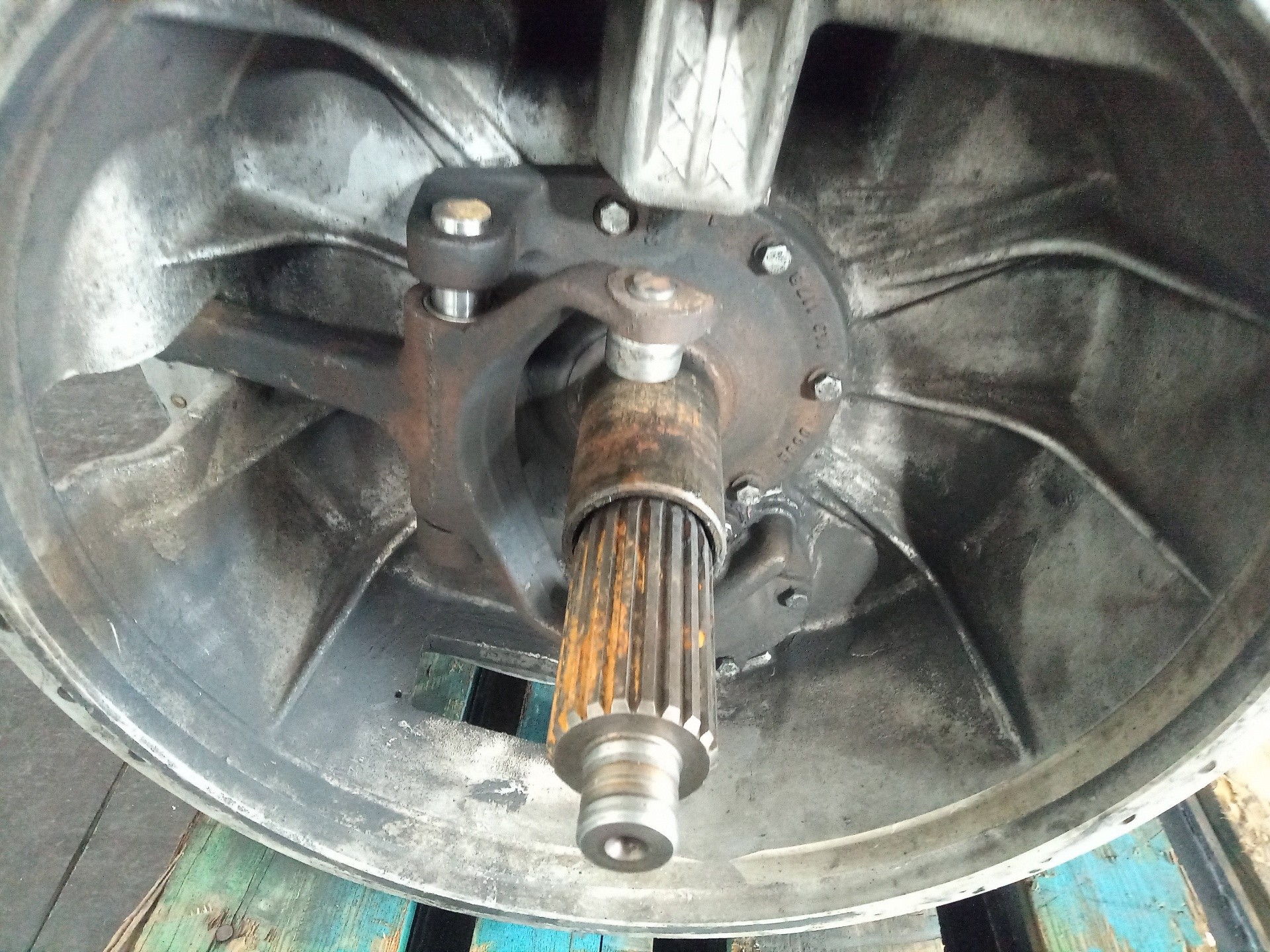 B18170L42 - 61MPTR GETRIEBE / 679524 FÜR RENAULT HR 385.18 / 26 PREMIUM E2 CHASI - Picture 2 of 10