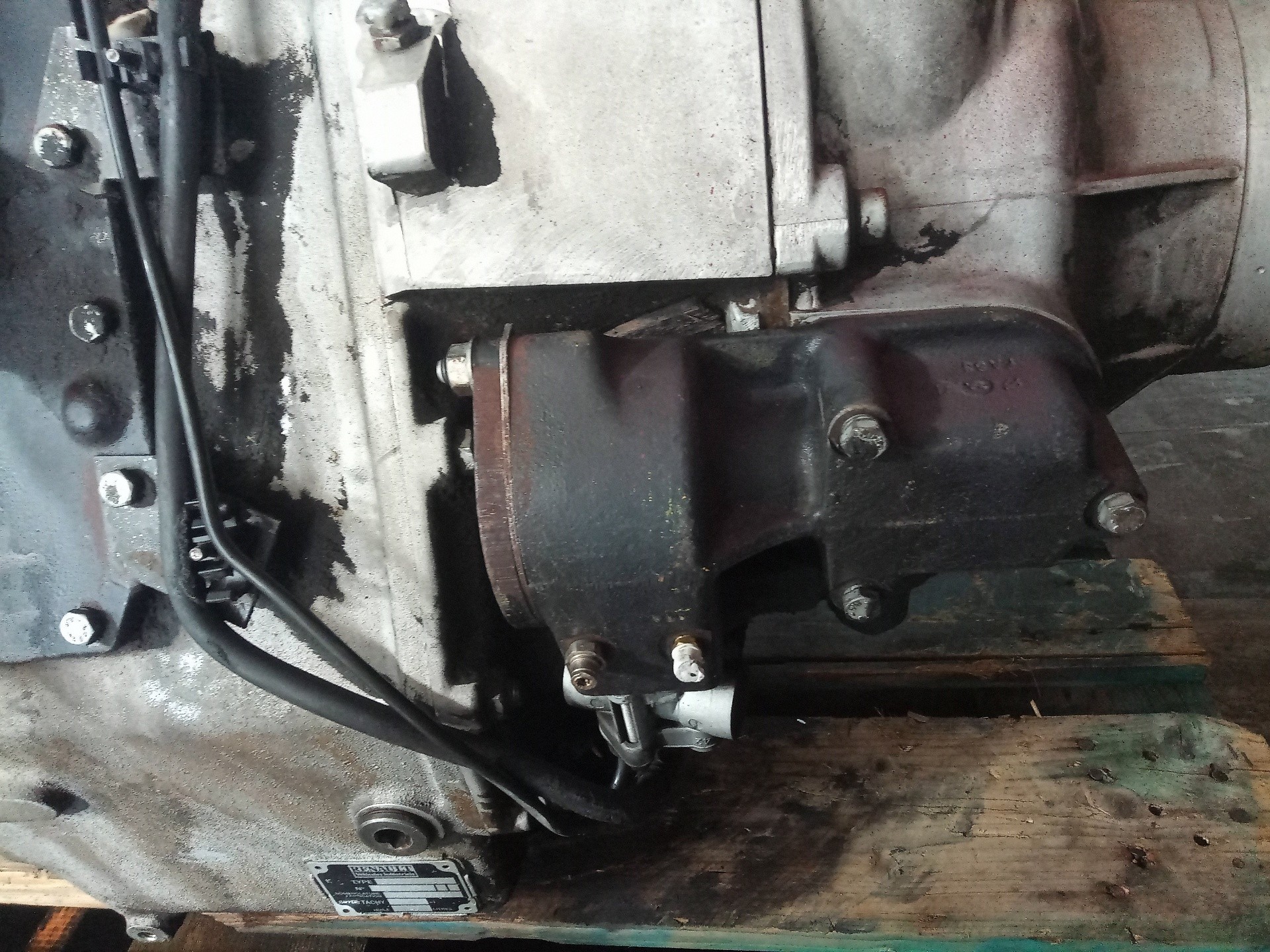B18170L42 - 61MPTR GETRIEBE / 679524 FÜR RENAULT HR 385.18 / 26 PREMIUM E2 CHASI - Picture 6 of 10
