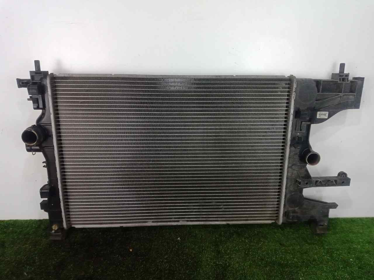 52422262 - 9K20AQ WASSERRADIATOR / ALUMINIO / 580X415X15 / 671880 FÜR CHEVROLET - Picture 1 of 9