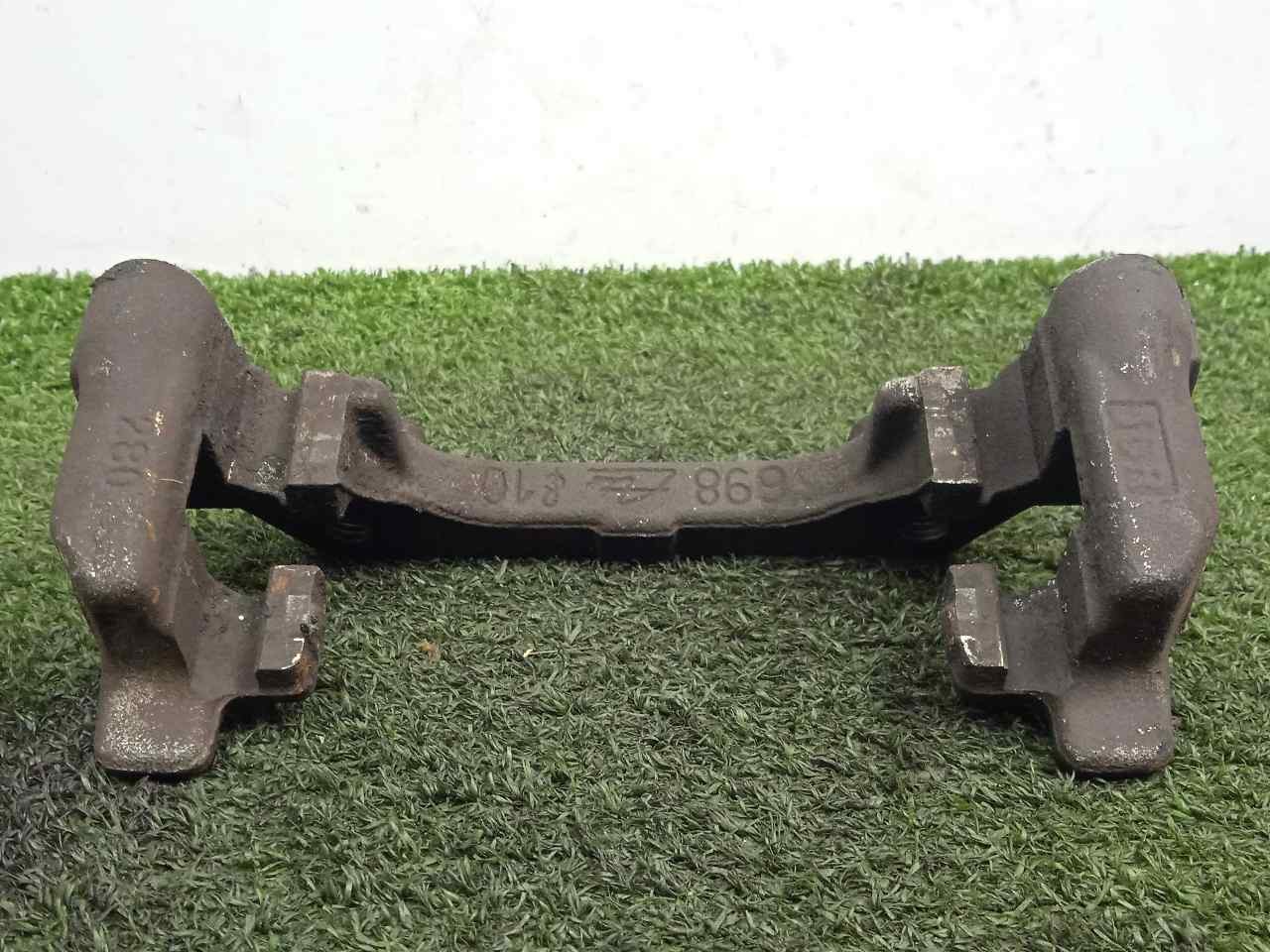3M512C364HA CALIPER HOLDER / REAR / BOTH SIDES / 693617 FOR FORD KUGA CBS 1. - Picture 2 of 9