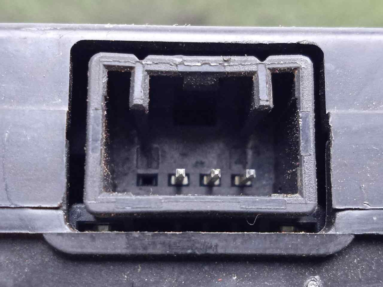 Picture 4 of 9