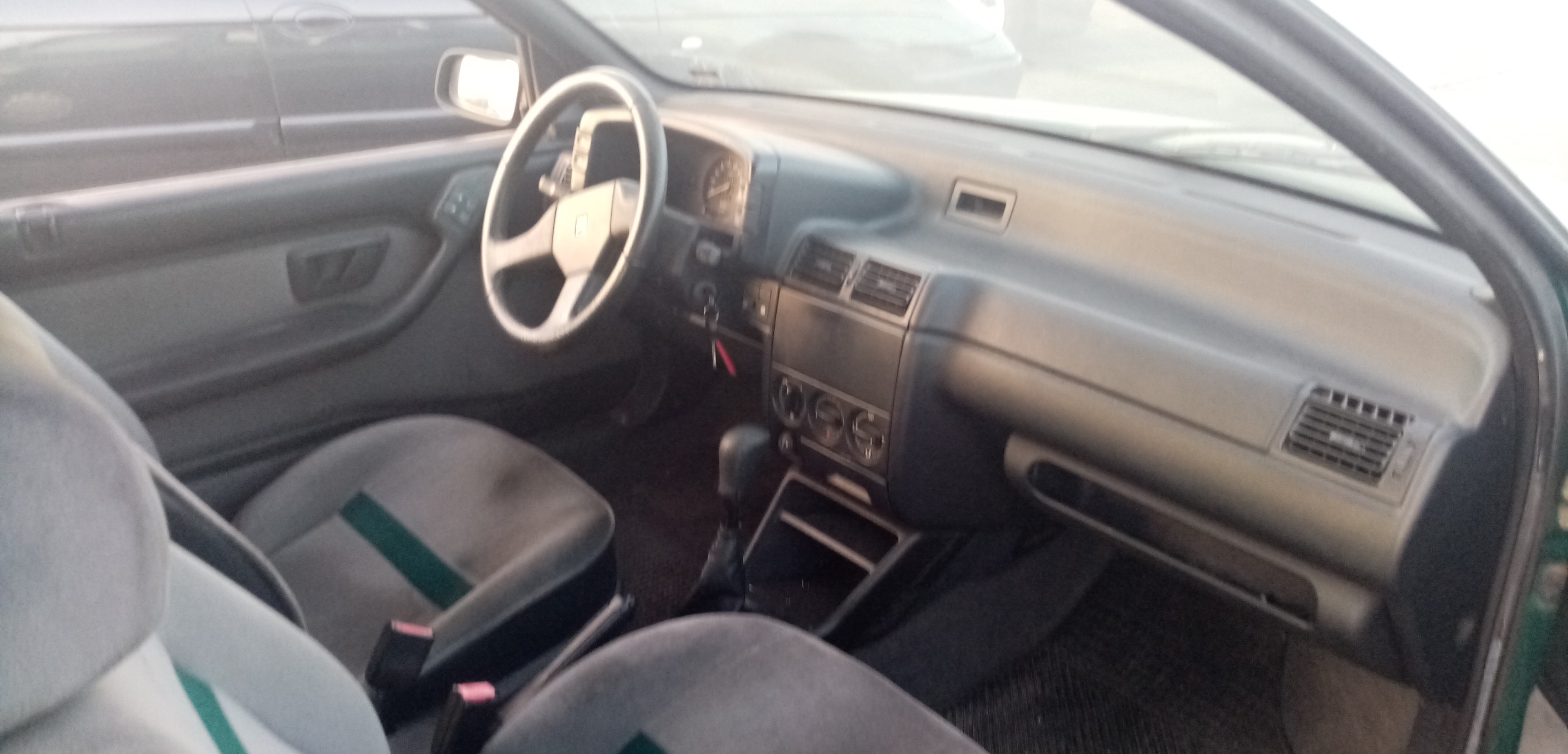 SERRURE DE PORTE AVANT DROITE / 3.PUERTAS / 586347 POUR CITROËN ZX
