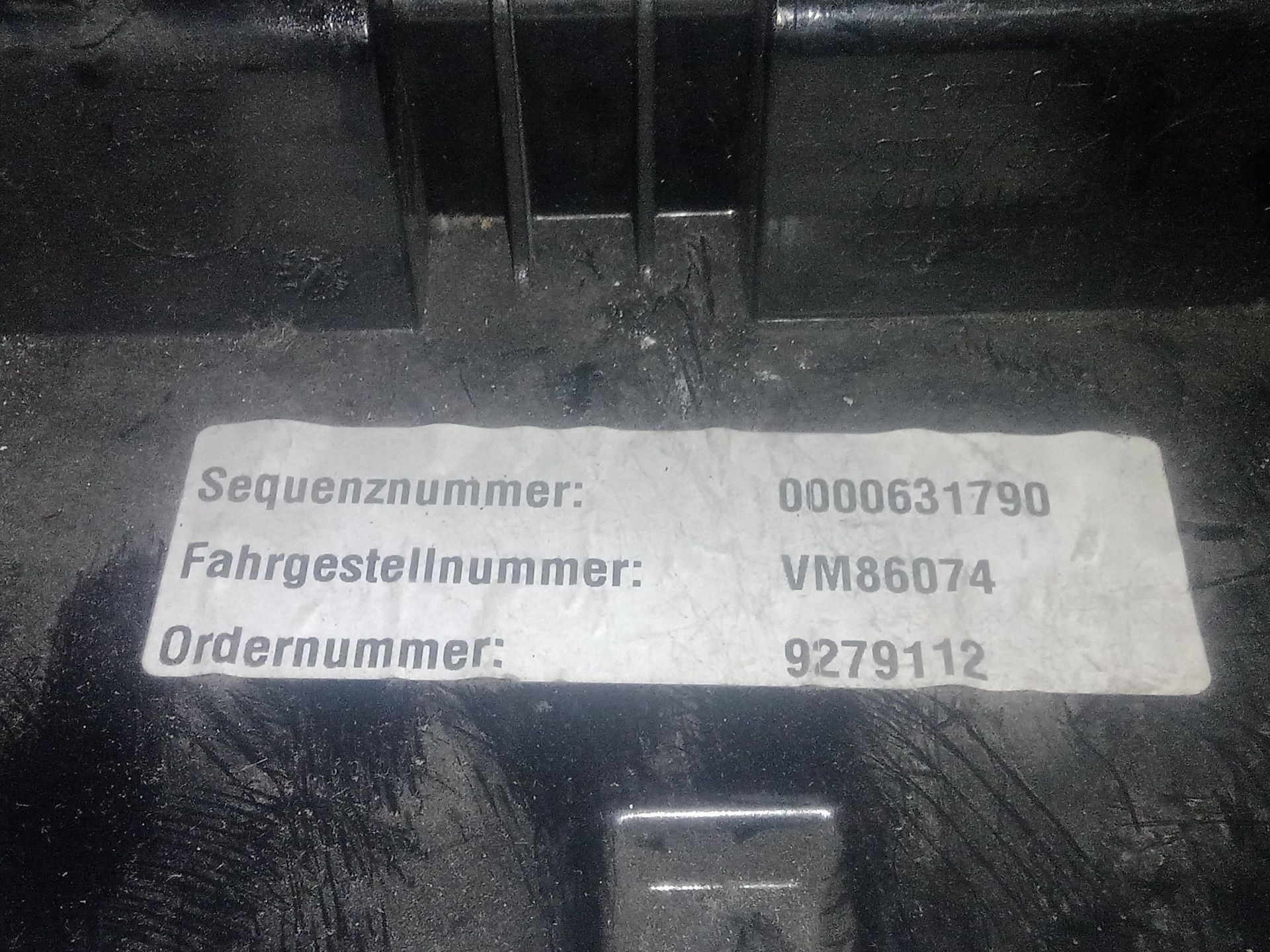9279112 2024 - VM86074 - 0000631790 INSTRUMENTENTAFEL / FAURECIA / NEGRO / 717357 FÜR