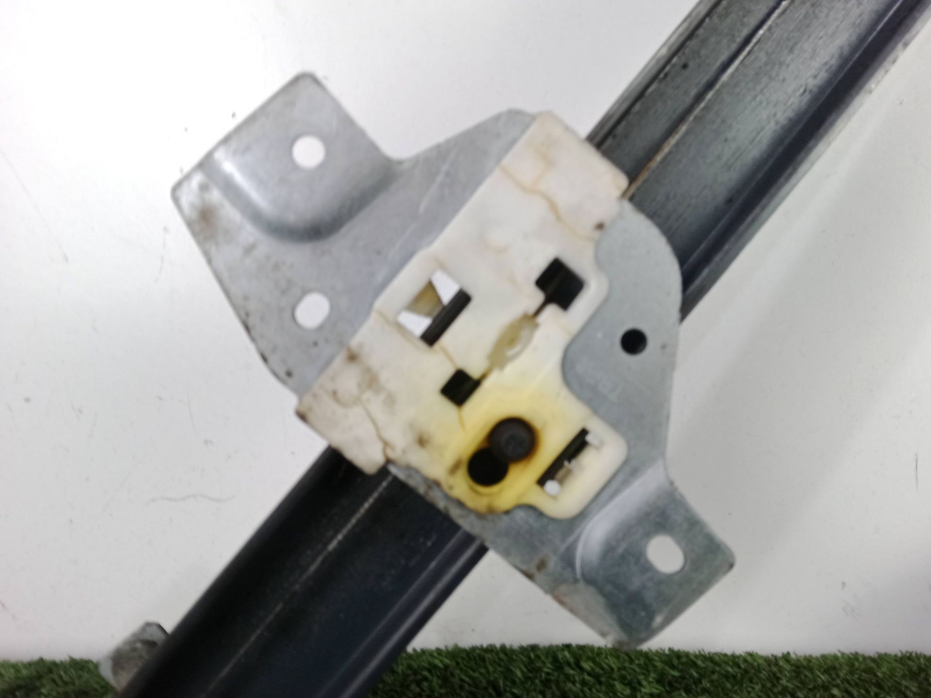 FRONT RIGHT ICE LIFTER / 3.PUERTAS - / 3.PUERTAS - CON.MOTOR - 2.CABLES ...