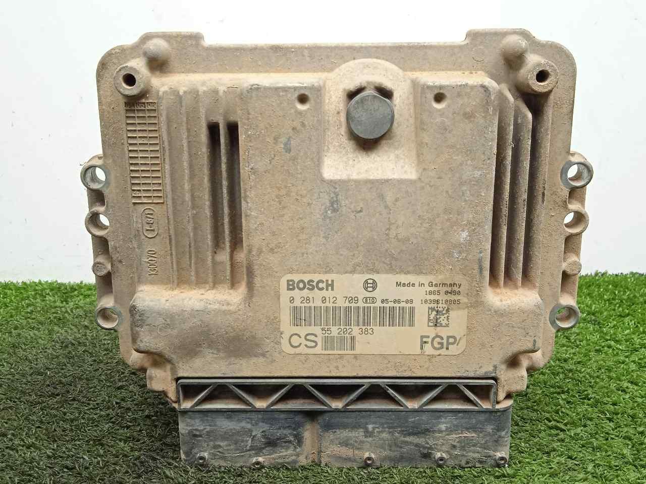 0281012709 - 55202383 - EDC16C9 ECU ENGINE CONTROL / BOSCH / EDC16C9 / 677922 FO - Picture 1 of 10