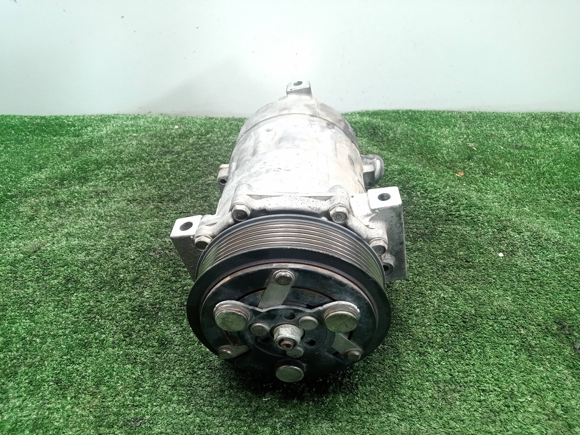 SD7V161258E AIR CONDITIONING COMPRESSOR / SD7V16 / SANDEN - 6