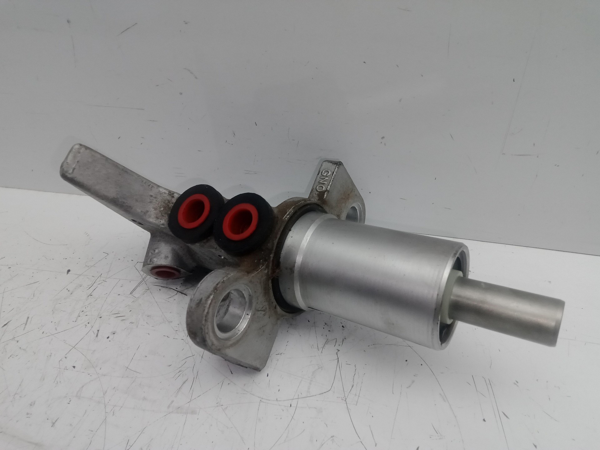 BREMSPUMPE HAUPTBREMSZYLINDER / TRW / 685526 FÜR AUDI A4 BER. B8 1.8 16V TFSI - Picture 2 of 10