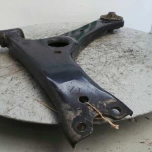 brazo_suspension_inferior_delantero_izquierdo_toyota_corolla_verso_r1_1_8_16v_cat