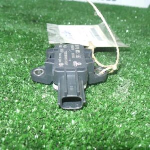 sensor_impacto_airbag_8p0955557_010780_150305_puerta_audi_a4_berlina_8e_2_0_tdi_16v_103kw