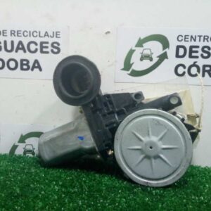 motor_elevalunas_trasero_izquierdo_85720_58010_062040_1770_denso_2_pin_toyota_lexus_rx_300_mcu35_3_0_v6_cat