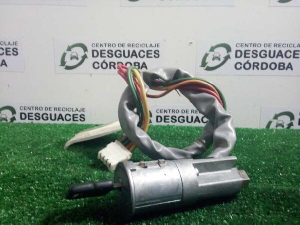 conmutador_de_arranque_notienereferencia_2_conectores_6_cables_peugeot_309_1_9_diesel