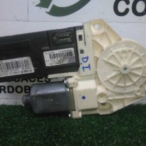 motor_elevalunas_delantero_izquierdo_807310002r_978931101_988571103_0130822330_2_conectores_renault_laguna_iii_2_0_dci_diesel_ca