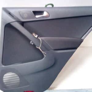 guarnecido_puerta_trasera_derecha_volkswagen_tiguan_5n1_2_0_tdi