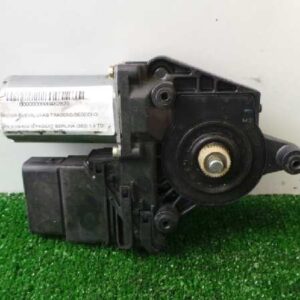 motor_elevalunas_trasero_derecho_105407301_05074285_s0009180303_0130821696_volkswagen_passat_berlina_3b3_1_9_tdi