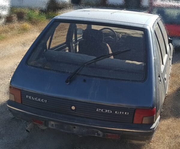 peugeot_205_berlina