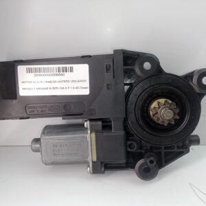 motor_elevalunas_delantero_izquierdo_0130822479_968431100_2_enchufes_renault_megane_iii_berlina_5_p_1_5_dci_diesel_fap