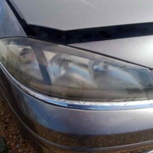 faro_derecho_tara_2_serie_renault_laguna_ii_bg0_1_9_dci_diesel_fap