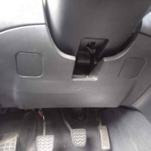 airbag_delantero_izquierdo_rodilla_toyota_avensis_wagon_t25_2_2_d_4d_cat