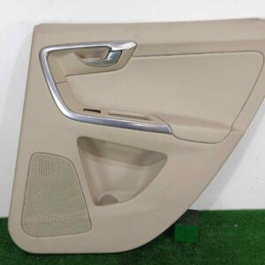 guarnecido_puerta_trasera_derecha_39818742_beige_volvo_xc60_2_0_diesel_cat