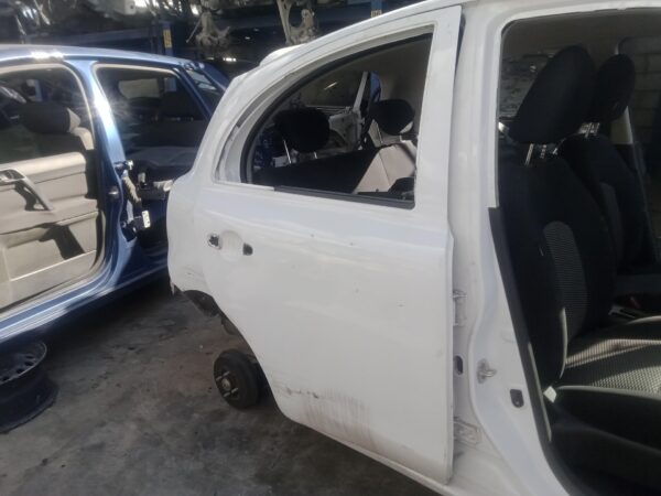 puerta_trasera_derecha_blanco_nissan_micra_k13_1_2_cat