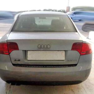 paragolpes_trasero_05_07_gris_audi_a4_berlina_8e_2_0_tdi