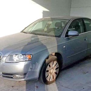 puerta_trasera_izquierda_gris_audi_a4_berlina_8e_2_0_tdi