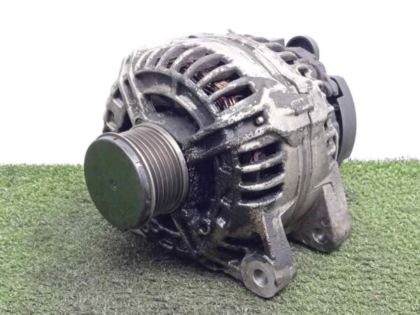 alternador_0124525035_bosch_150ah_12v_polea_embrague_6_canales_peugeot_partner_s2_1_6_16v_hdi_cat