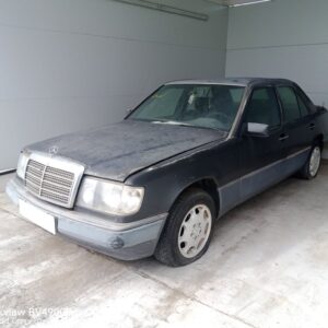 mercedes_benz_124_sedan_w124